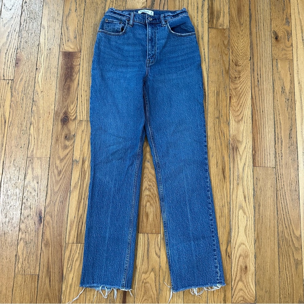 Abercrombie & Fitch Curve Love The 90s Straight Ultra High Rise Size 2/26